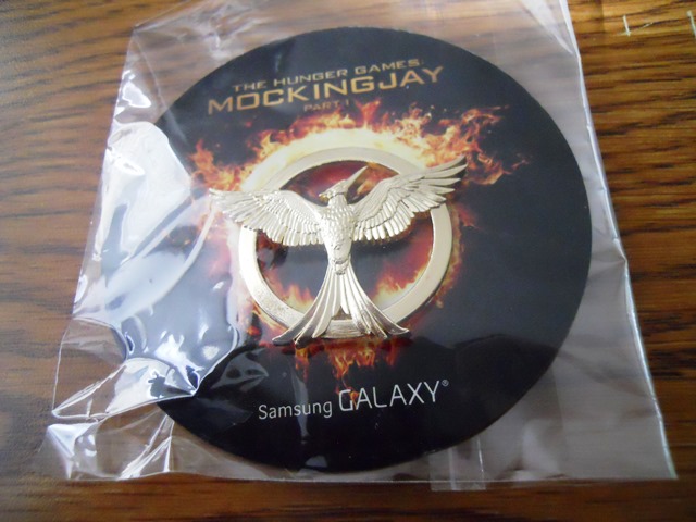 The Hunger Games SDCC NECA Movie Prop Cosplay Mockingjay Catching Fire ...